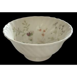 Wedgwood Campion Sugar Bowl Bone China England Vintage Flowers Floral Delicate